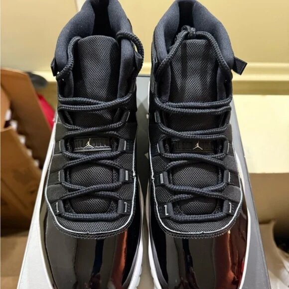 AIR JORDAN 11 RETRO 'JUBILEE / 25TH ANNIVERSARY' - Picture 3 of 4